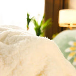 Daisy Super Thick Warm Autumn Winter Blankets for Beds